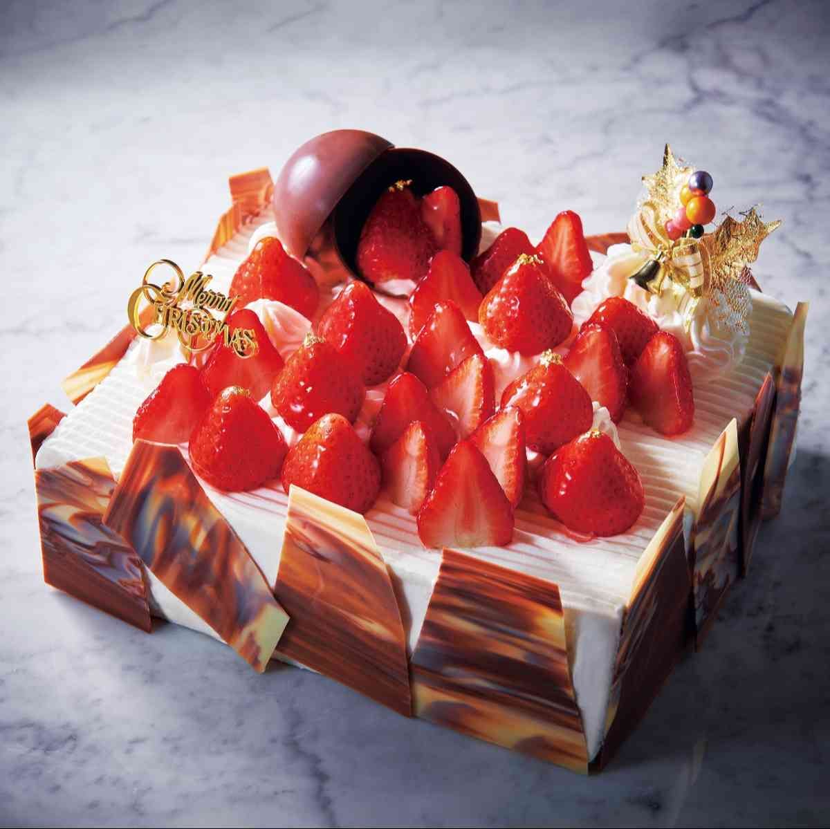 シャトレーゼのクリスマスケーキ「Xmasジュエルフレーズ」